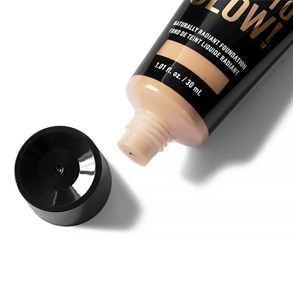 30ml Flawless Liquid Foundation Born to Glow Naturalnie rozświetlający matowy korektor Odżywczy, długotrwały makijaż twarzy Kosmetyki