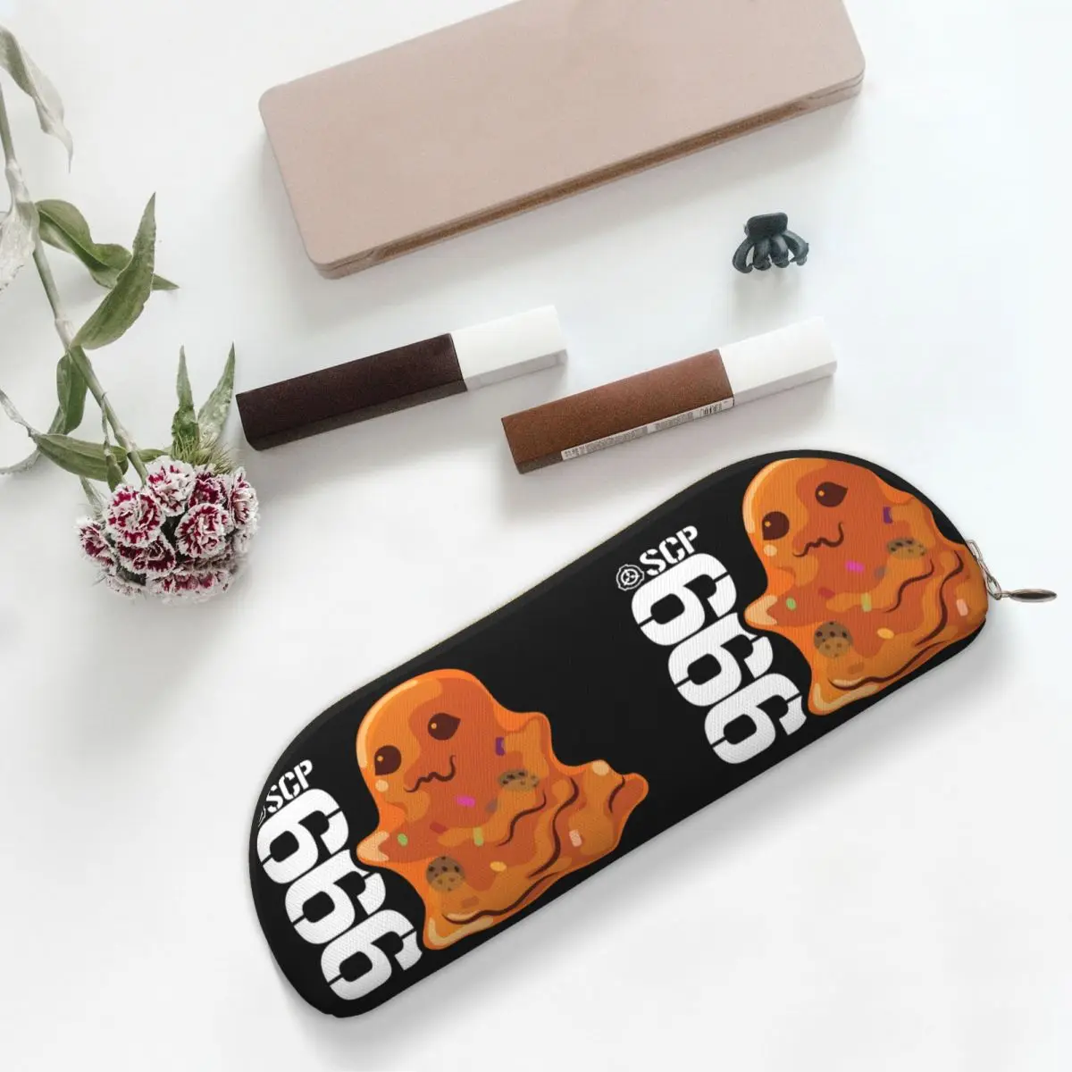 SCP 999 دغدغة الوحش SCP الأساس مقلمة حامل قلم تخزين لوازم مكتبية سعة كبيرة صندوق القلم حقيبة أقلام رصاص