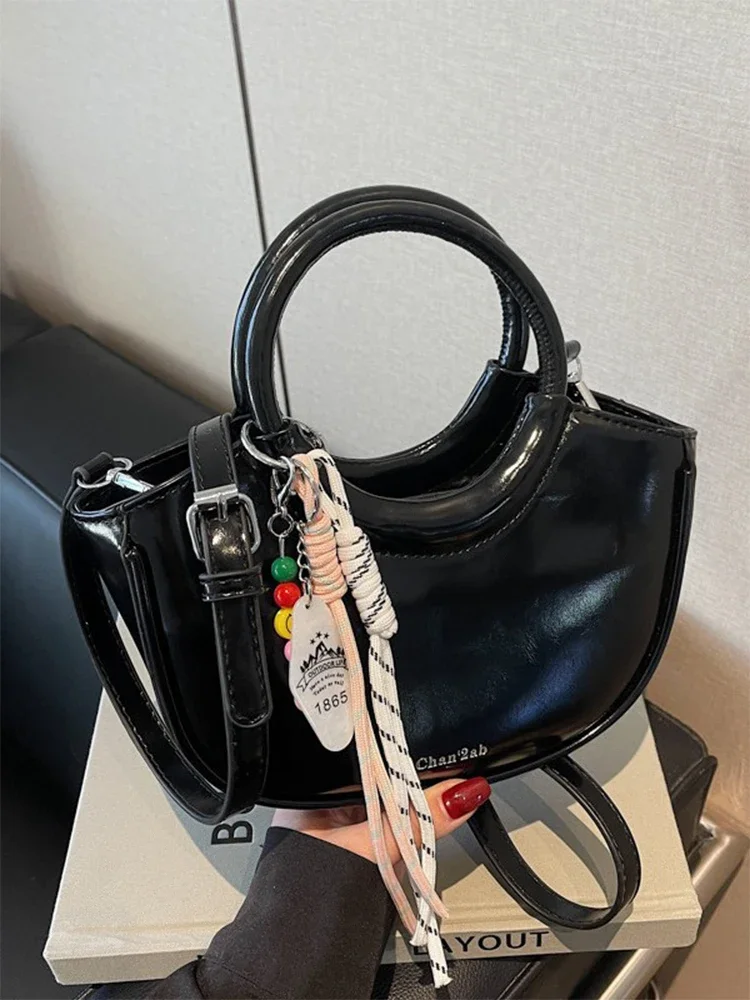 

Korean Simple Women Tote Bucket Bags 2025 New PU Leather Crossbody Bag Fashion Versatile Lady Cute Handbags