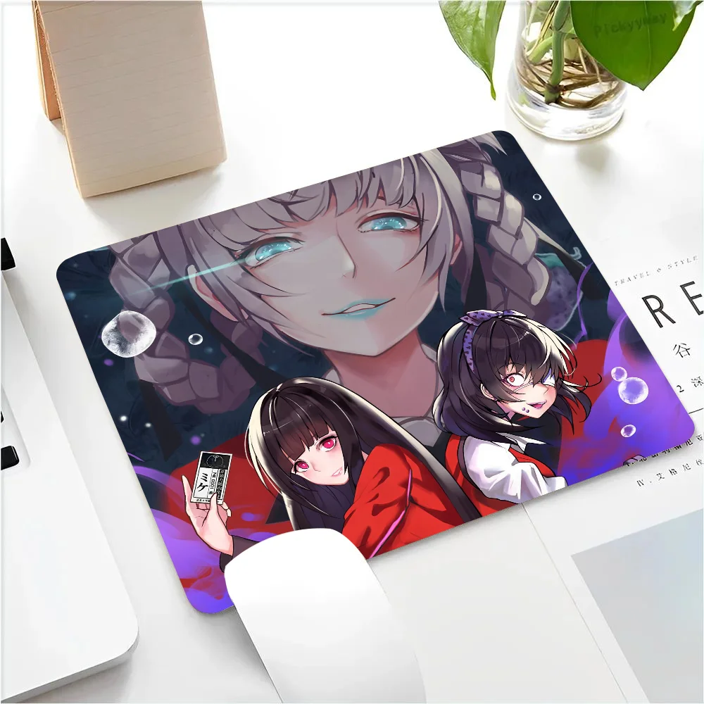 Kakegurui Jabami Yumeko Figures Mousepad Small LockEdge Mouse Pad For Gamers Computer Desk Pad Rectangular Anti-slip Rubber