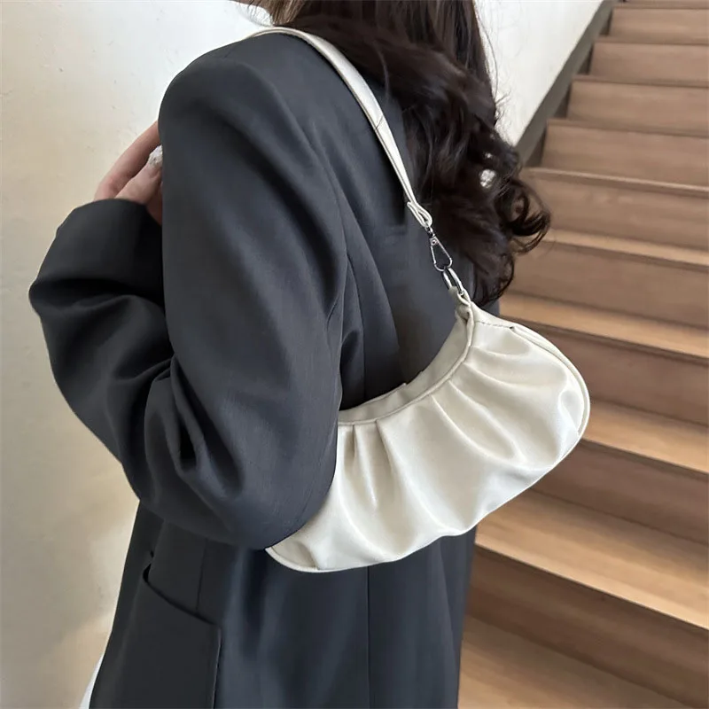 

Vintage Underarm Bags Women Half Moon Shoulder Bag Fashion Solid Color Mini Handbags For Women New Zipper pu leather Clutch
