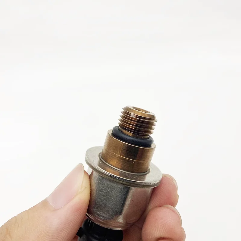 

For Excavator Oil Pressure Sensor RE277647 Pressure Sensor Pressure Switch RE567839 High Quality