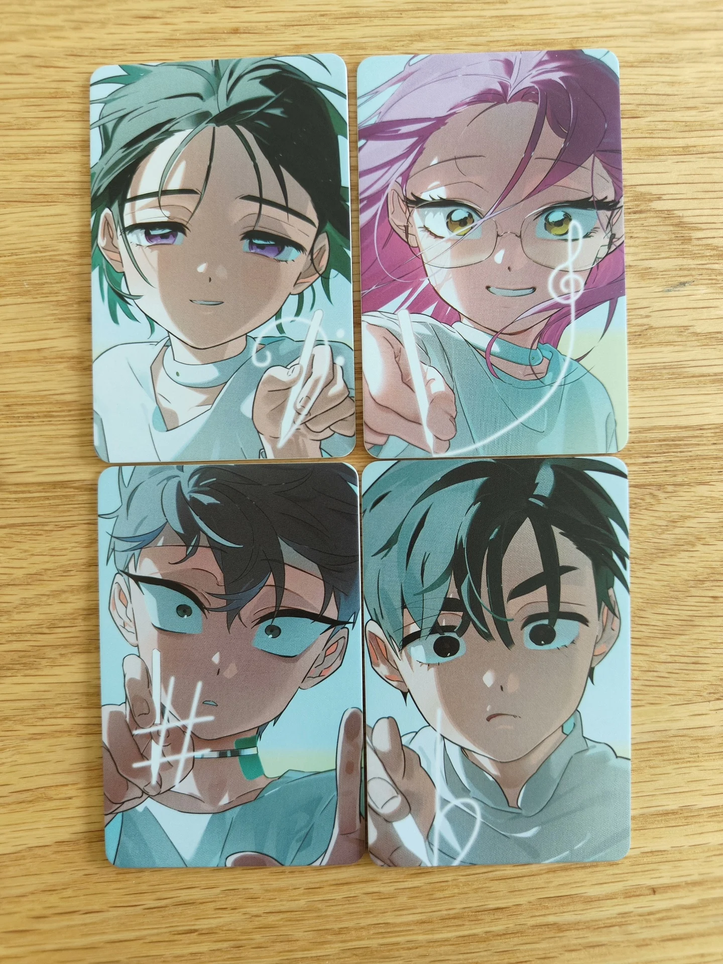 

4Pieces/Lot Official Korea Comic Alien Stage Ivan Till Gaf Cards Photocards Set Official Original Merchandise