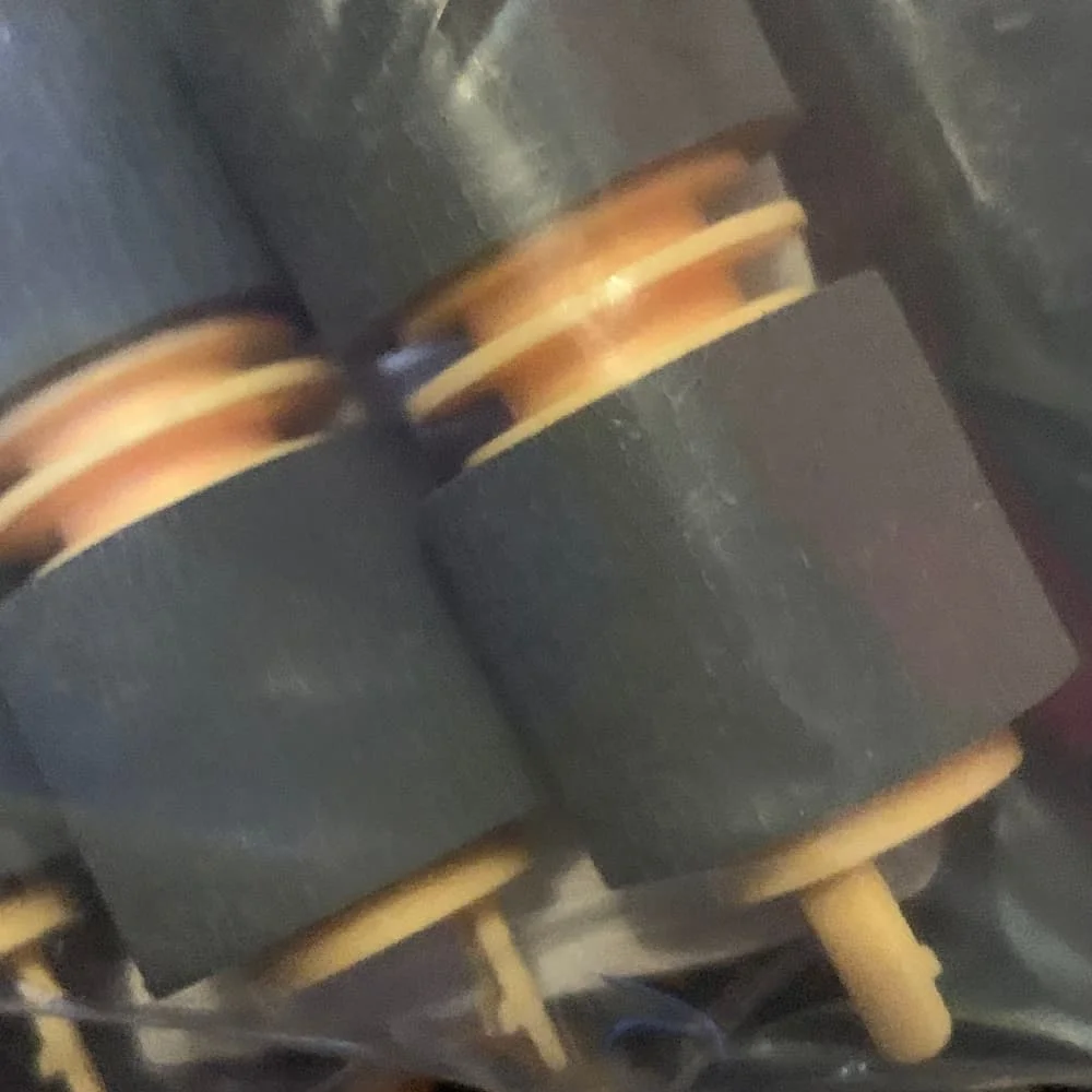 

100 шт. ролик захвата бумаги для Xerox DocuColor 5065 6075 240 250 242 252 260 7025 7030 7035 8000 550 560 570 2060 3060 3065