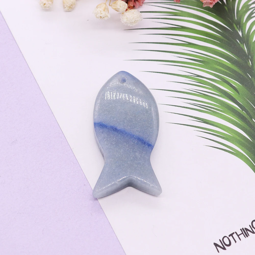 Natural Stone Fish Shape Pendants Single Hole Amethyst Lapis Lazuli Black Agate Charms Handmade Necklace Key Chain Accessory 1pc