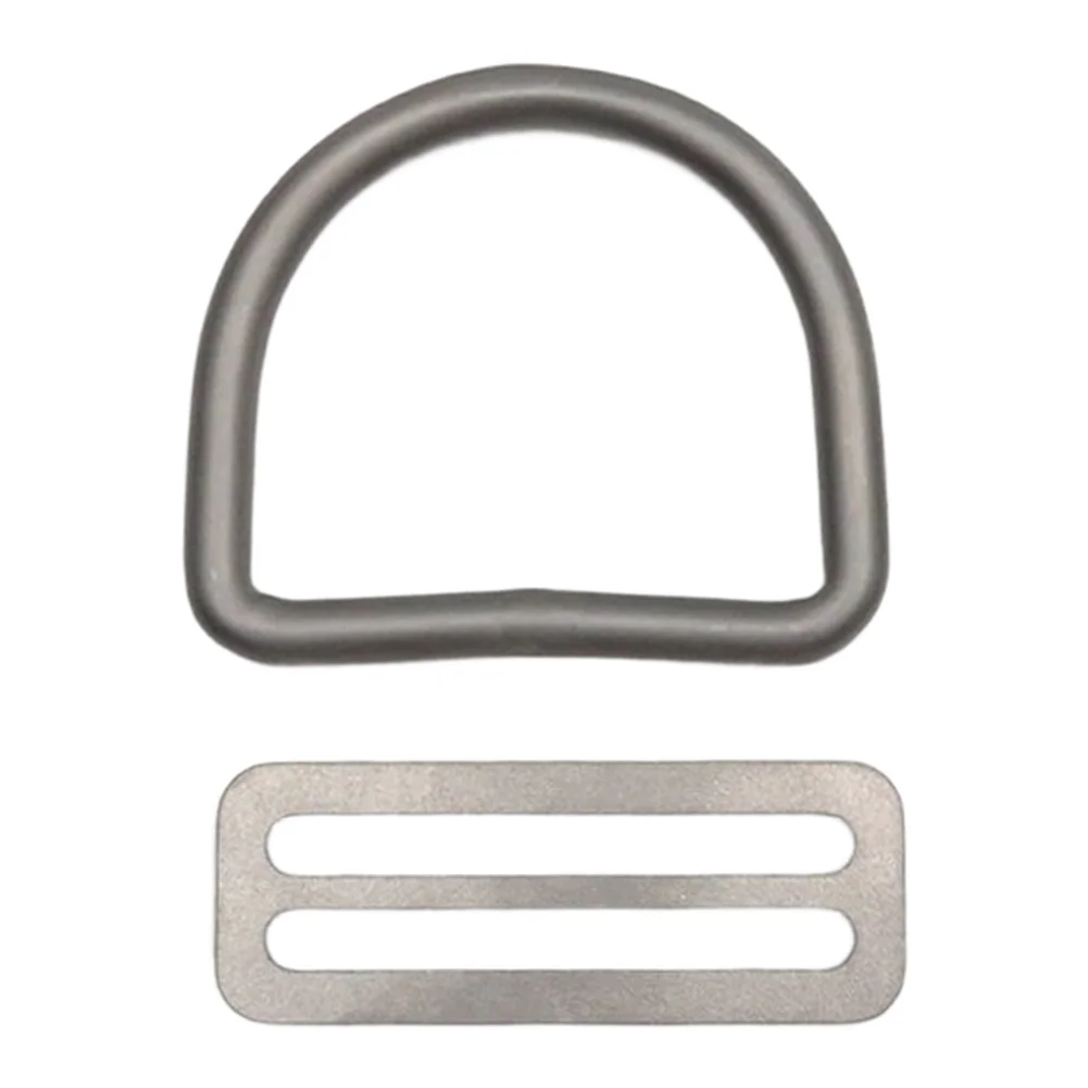 Bild 7: Titan-D-Ring-Gürtelstopper für Taucher zum Befestigen von Gewichtsgürteln, kompatibel mit 1 Zoll bis 2 Zoll breitem Gurtband.
