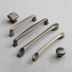 Antique Cabinet Door Pulls Kitchen Cabinet Handles Bronze Furniture Drawer Knobs Closet Wardrobe Handles for Furniture
