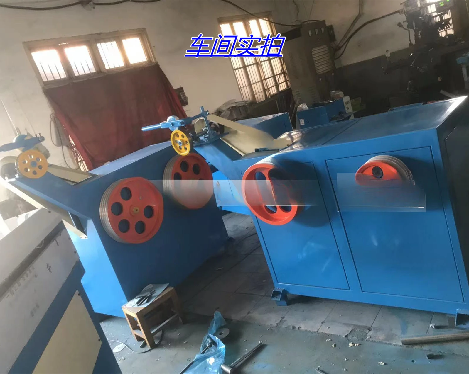 Wire and cable professional pay-off frame take-up machine powder machine vertical spark machine automatic double shaft tractor