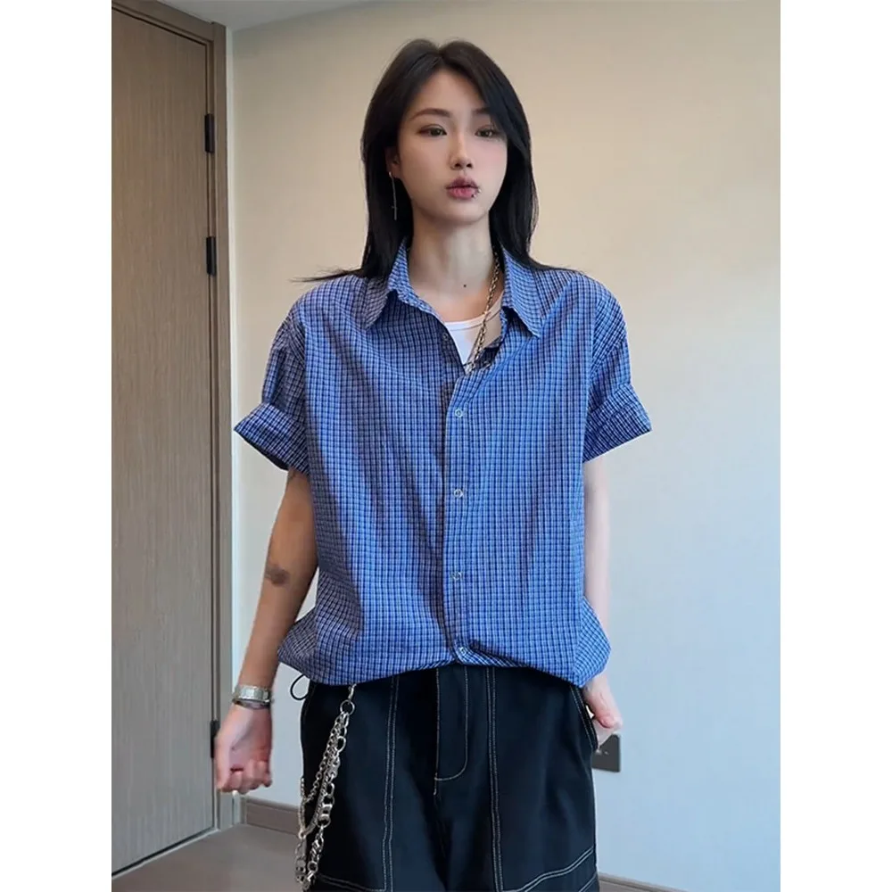 

Summer Men's Short Sleeve Shirt Design Sensation Small Audience Short Model Small Grid Trendy Brand Casual Style Polyester Fiber