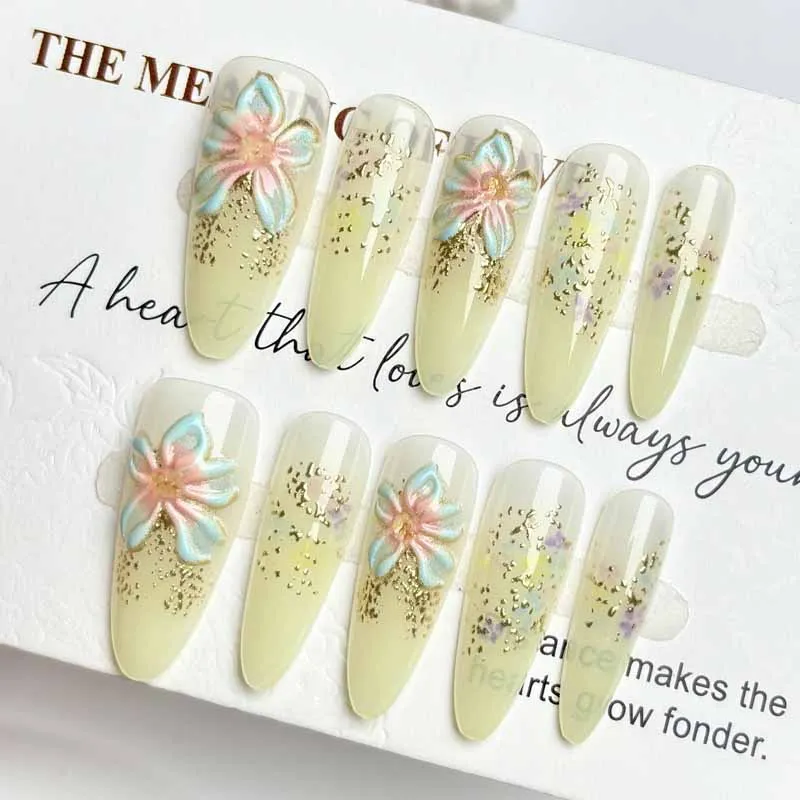 10Pcs Milk Yellow Floral Gentle Whitening Press on Nails Gilded Gradient Atmosphere Nail Patch Manicure False Nails Nail Art