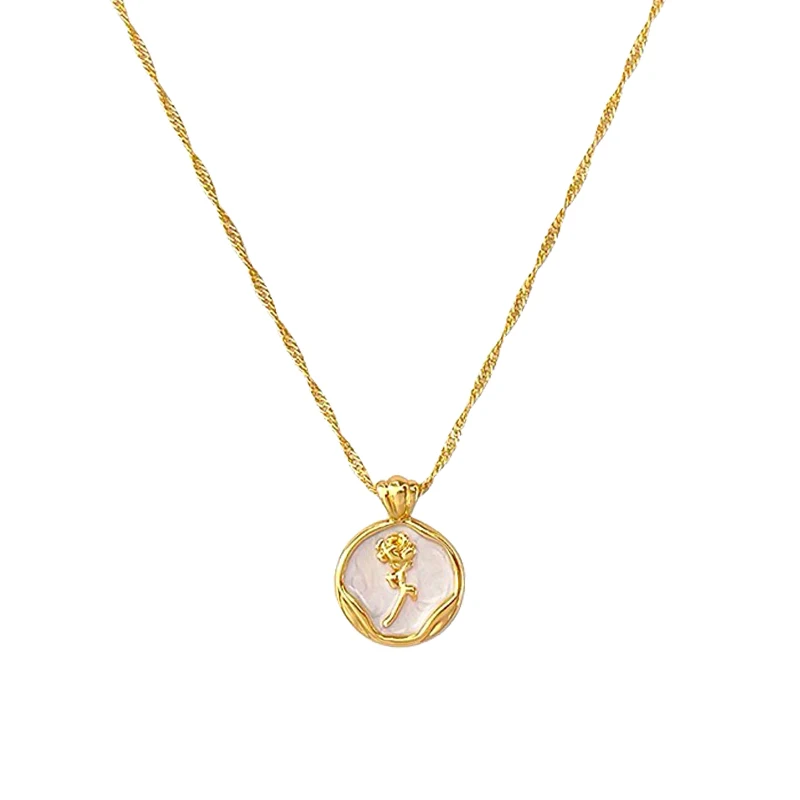 

French retro rose niche design sense gentle pendant autumn and winter necklace light luxury commuter collarbone chain exquisite