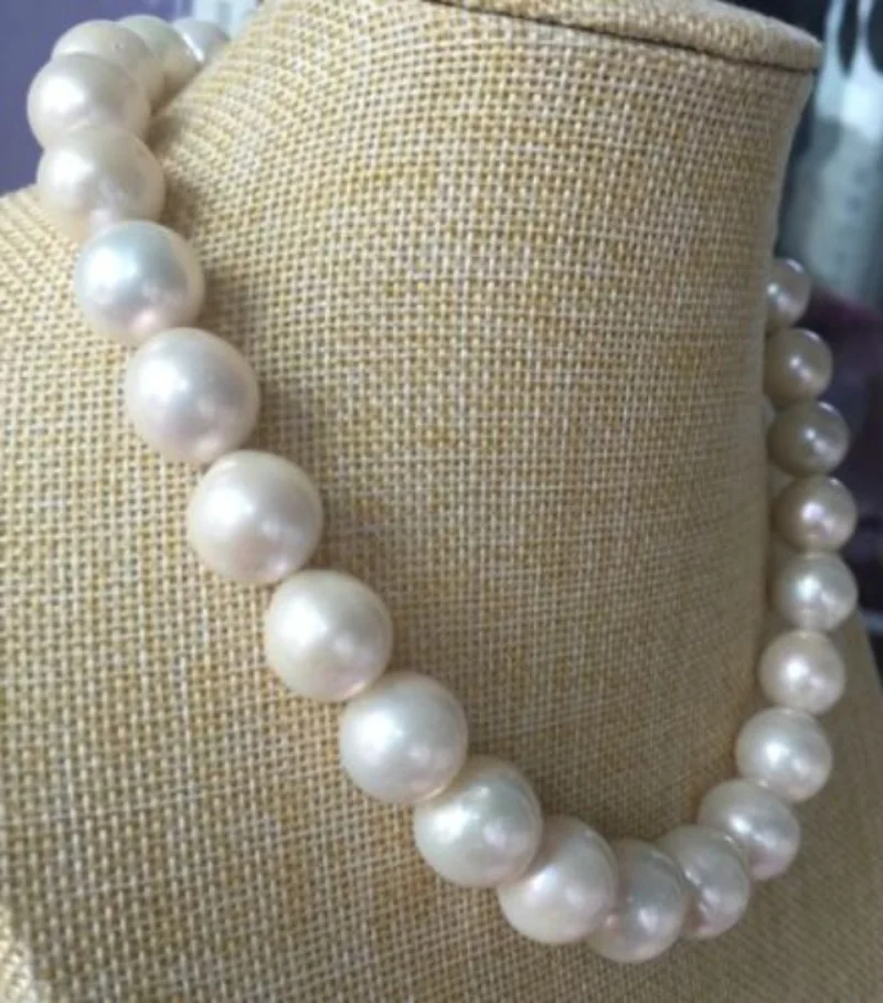 

Gorgeous 12-14mm South Sea Natural White Baroque Pearl Necklace 18inch