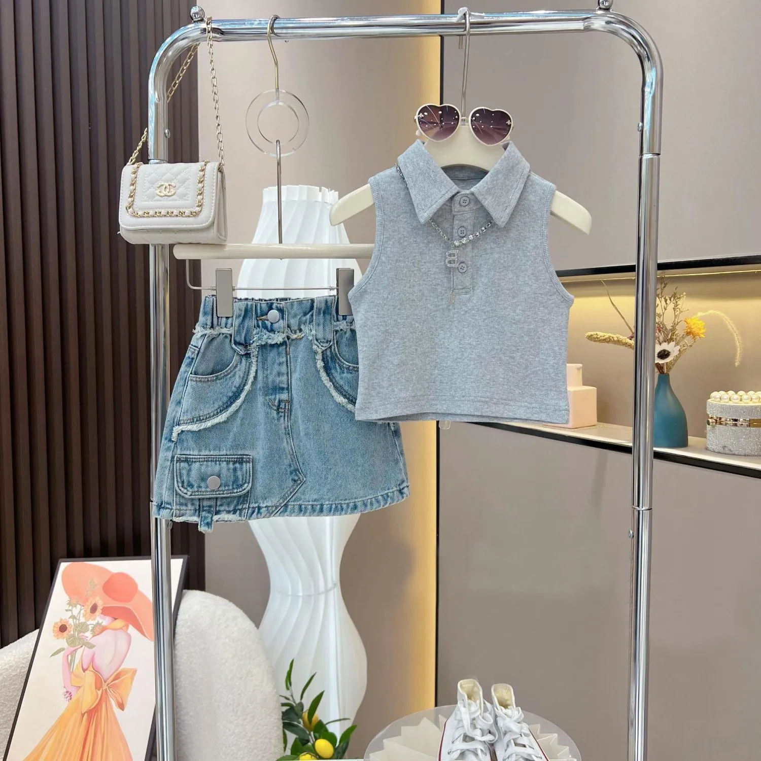 

Childrens Sets Girl Summer New Korean Causal Time Lapel Collar Sleeveless T-shirt Simplicity Jeans Short Skirt Two Pieces 2024