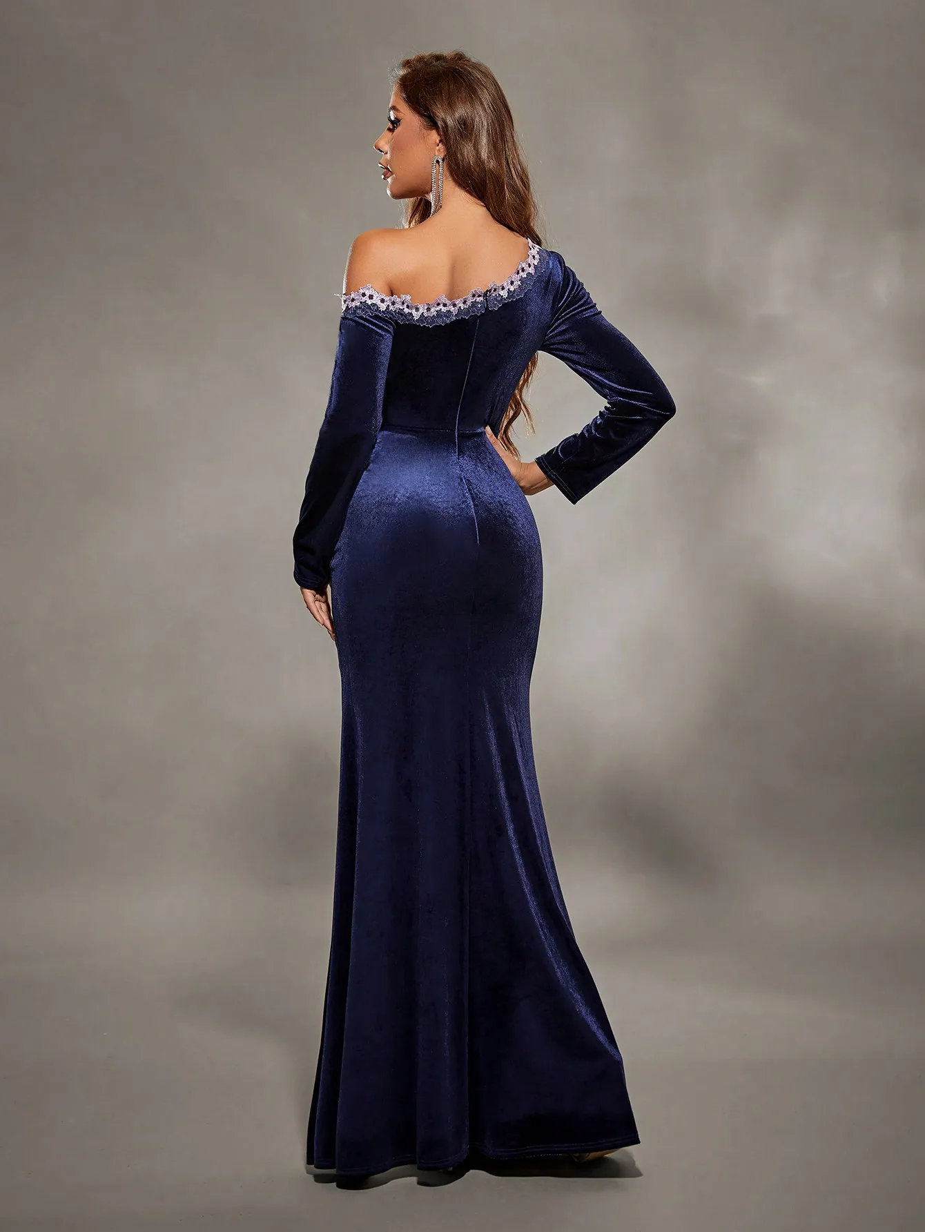 Mgiacy Velvet with oblique shoulder contrasting embroidered pleated slit skirt Evening gown Ball dress Party dress