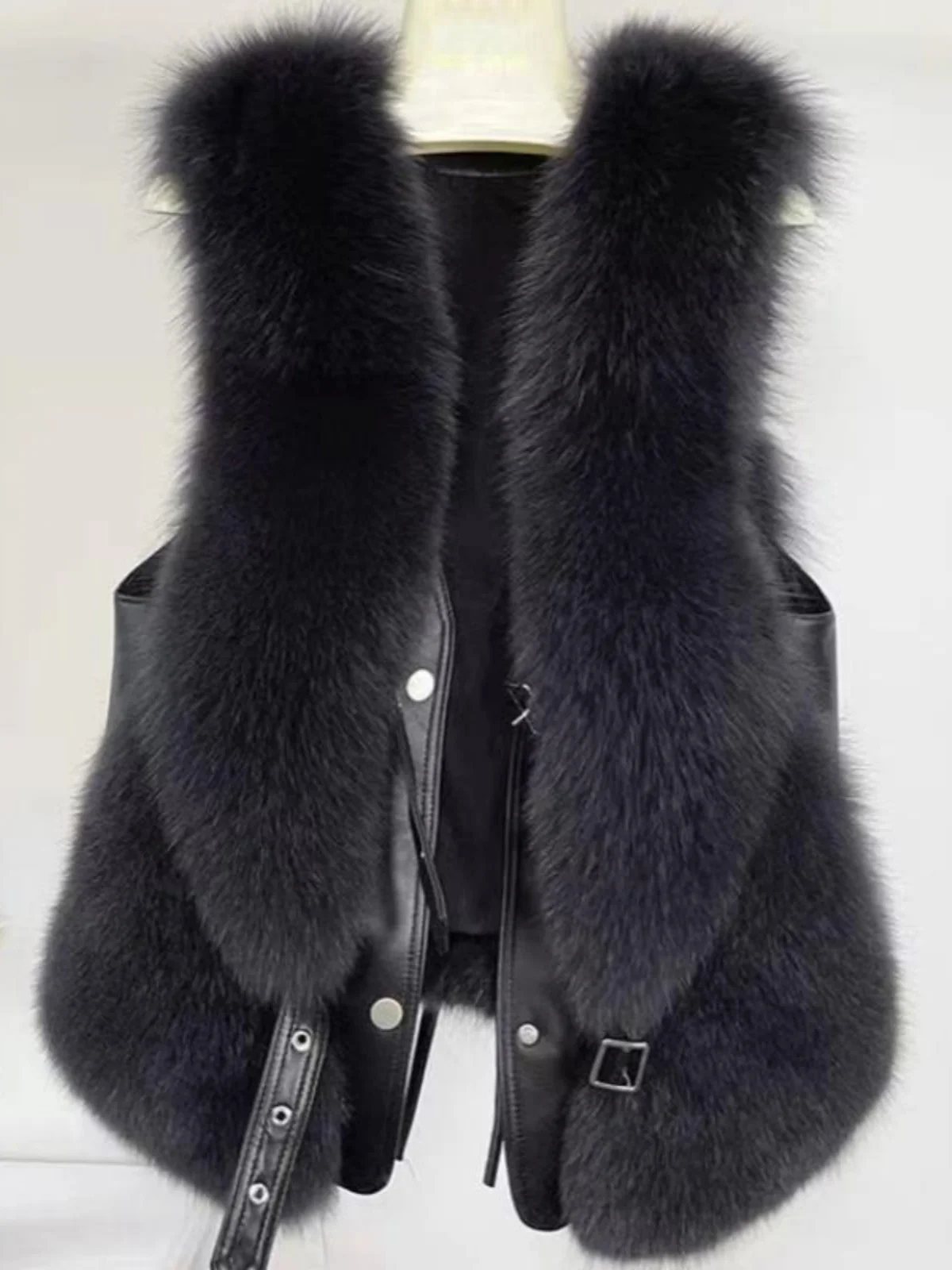 

Жилет женский однотонный в стиле пэчворк, осенне-зимняя новинка 2026, модель CleanFit Stand Edition, меховая отделка