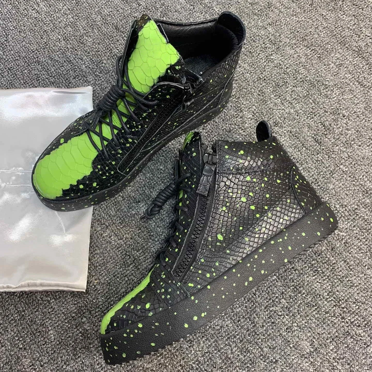 

Top Quality Classic Mens Casual Sneakers Women High-top Real Leather Tennis Luxury Brand Designer Unisex Sports shoes A0887