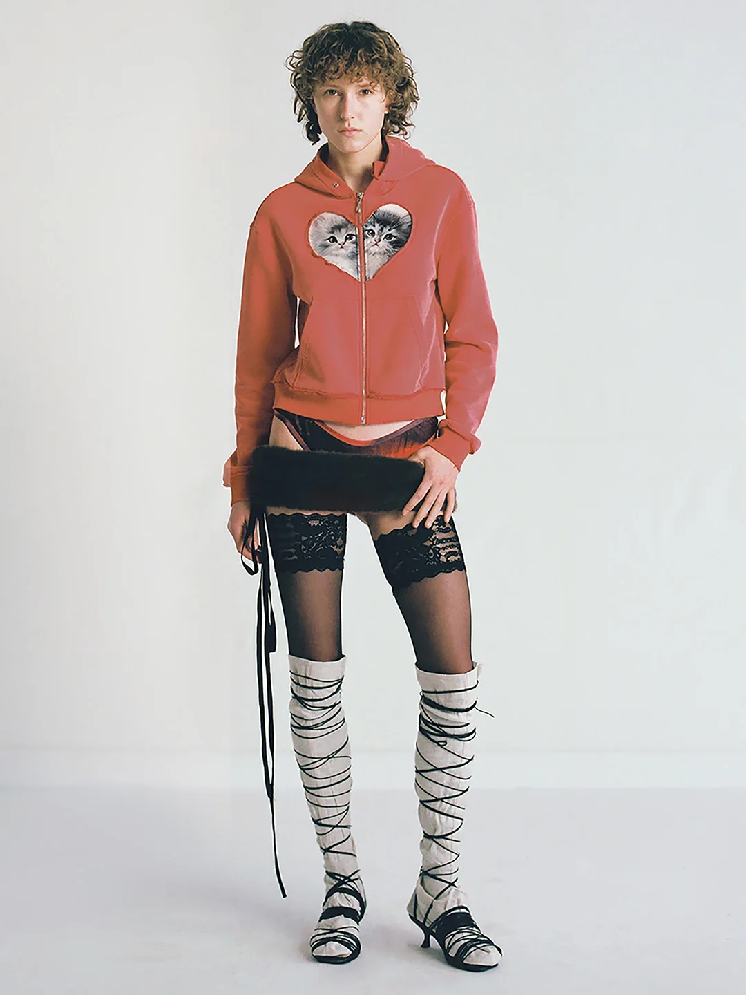 

Waed Red And Bla Hoodie with Spliced Heart Print Zipper Closure ort Sle Commute Faion Long Sve Cotton Polyes...