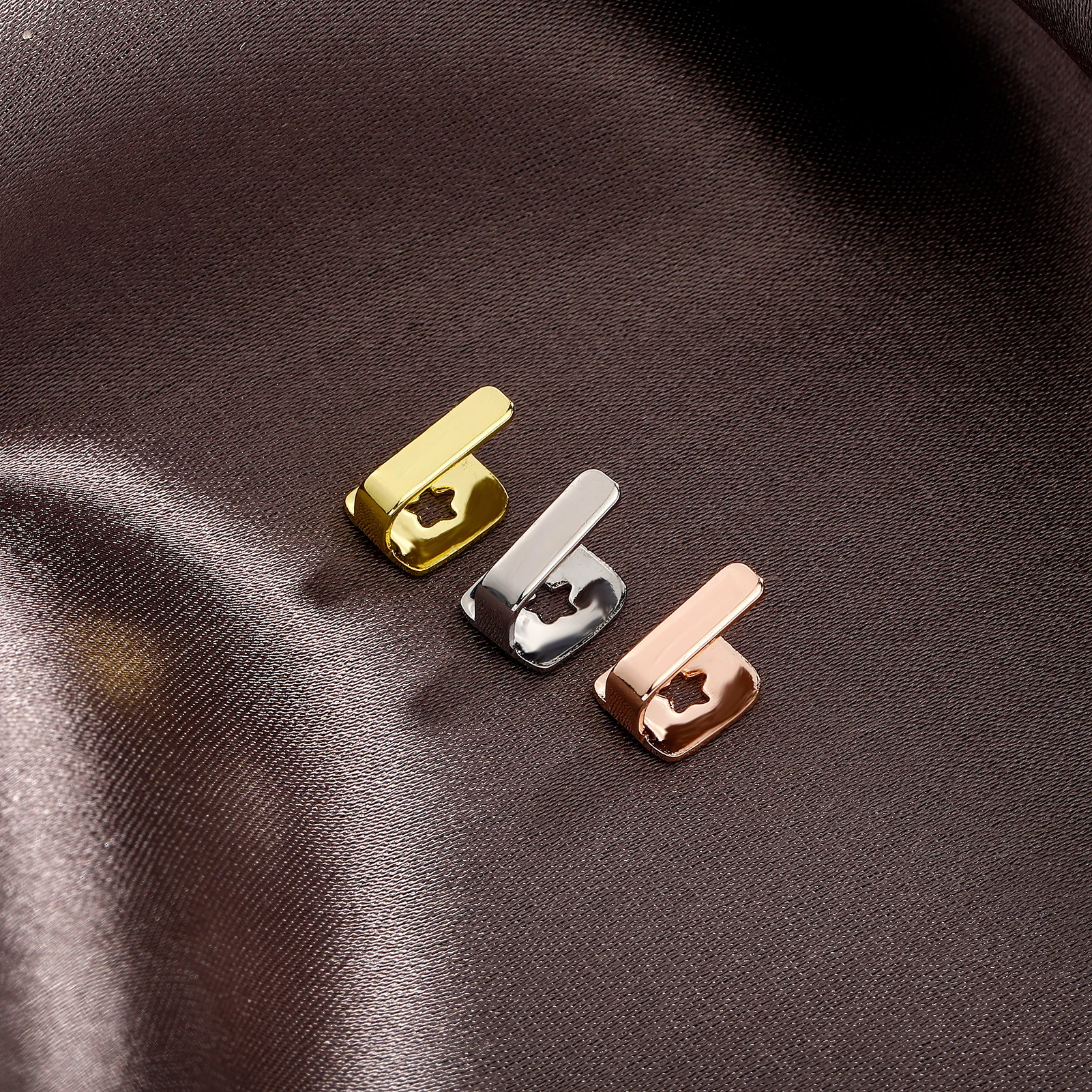 TOPGRILLZ Hip-Hop-Rapper-Accessoires, 4-teiliges Grillz-Set, vergoldete Grillz, hohler Stern, offener Zahn, Einzelzahnschmuck für Männer und Frauen – Detail 4