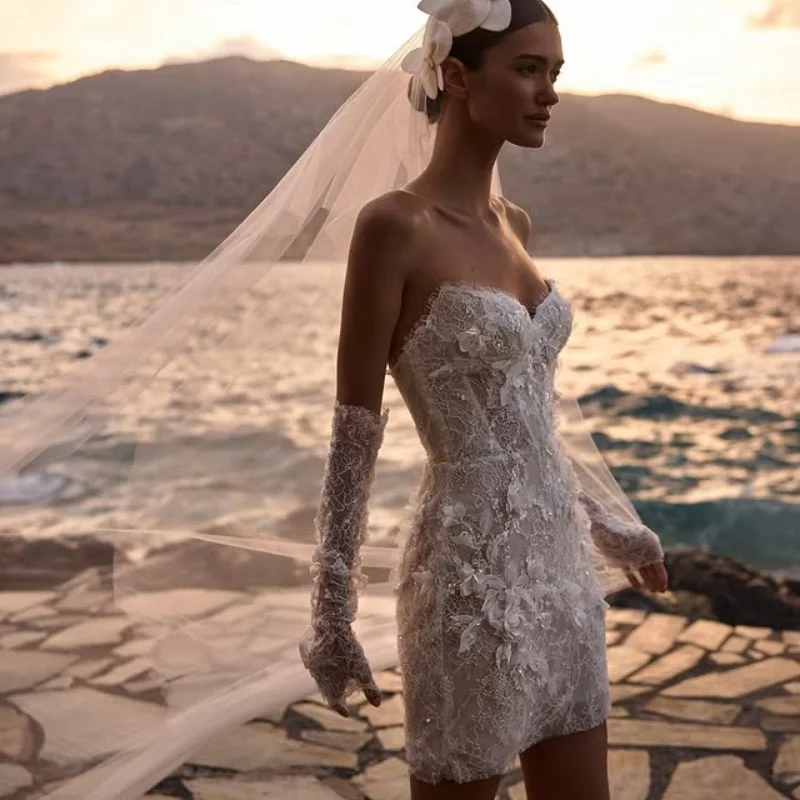 

Customized Simple style white V-neck Spaghetti Appliques Wedding Dresses string of Lace 3D flower Bridal Gowns Made Dress