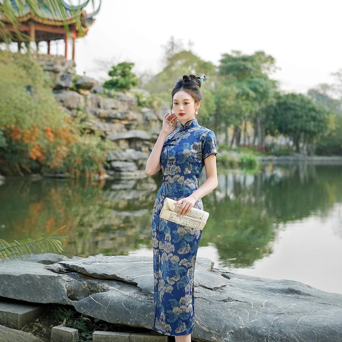 Spring and Summer New Slim-Fit Satin Cheongsam Long Dress Temperament National Style Retro Costume