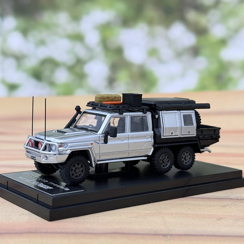 Autobots  1/64 Land Cruiser  alloy car model toy