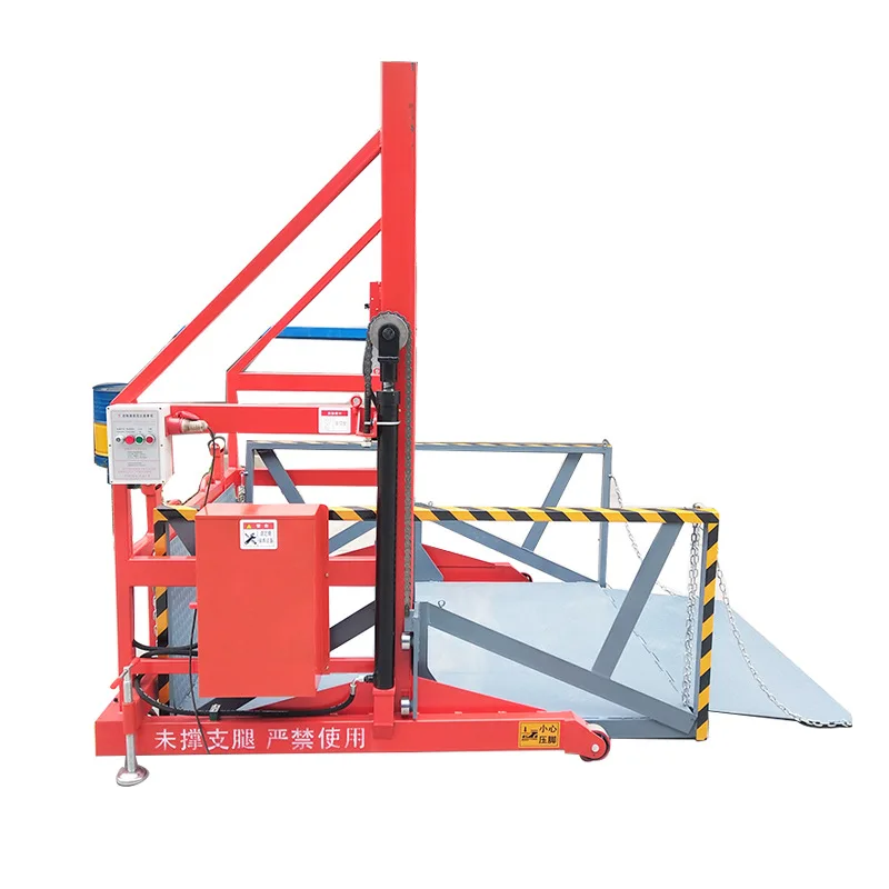 Forklift loading and unloading of lifting platform terminal with 3-ton deadweight mobile container truck