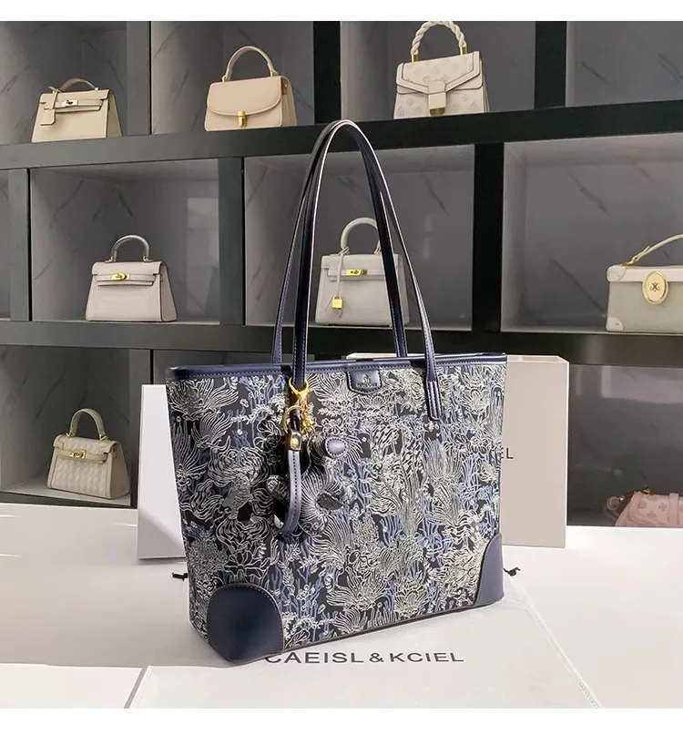 Large Capacity Blue Color Embroidery Tote Bag Fashion Purse High Quality Women Handbag Shoulder Underarm Bag Female Shopping Bag