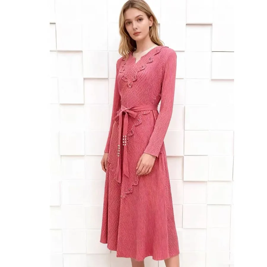 

Loose Long Sleeve Dragon Scale Pleated Dress with Ruffle Hem Belted Trans-seasonal Business Casual City Walk Date Interview