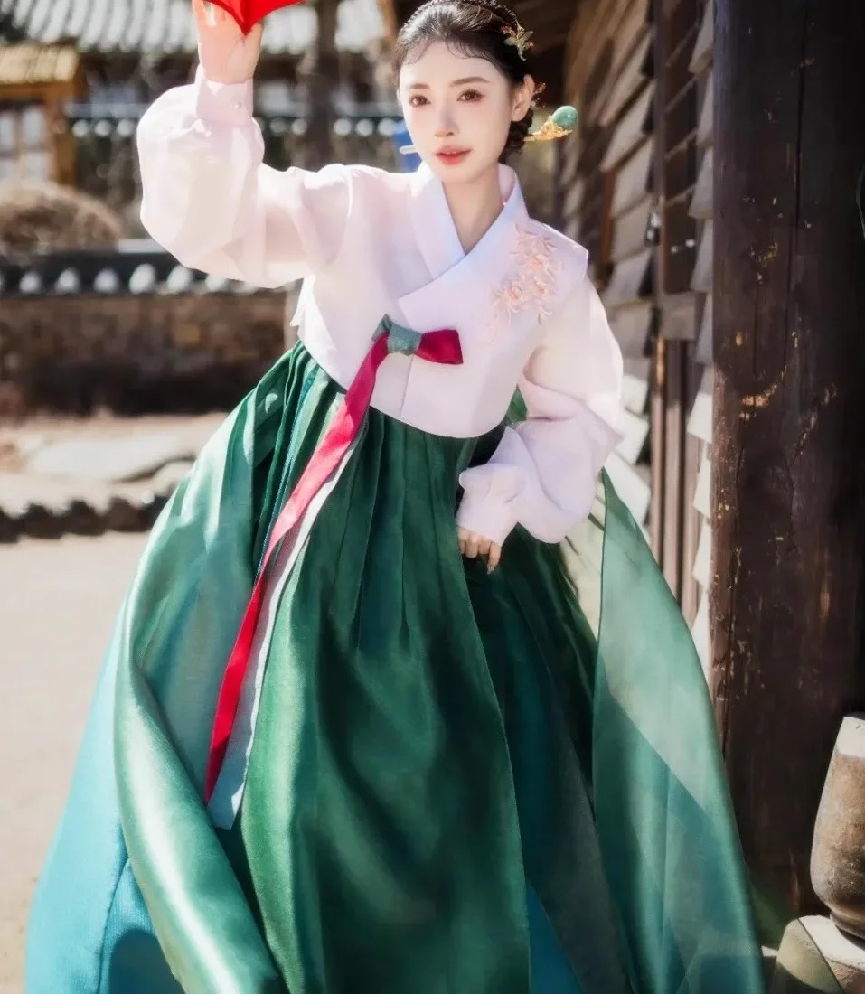 2025 nuovo coreano Jilin Yanji Brigade Shoots Costume Internet Famosa minoranza etnica Palazzo tradizionale Abito di scena Hanbok Femminile