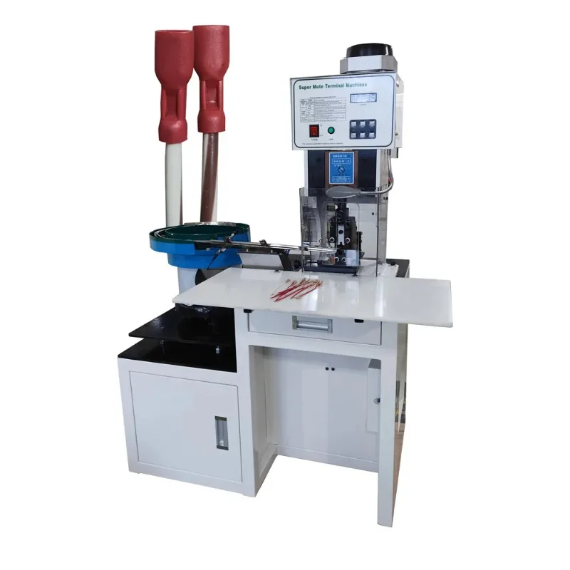 Loose Insulating Female Terminal Female Quick Disconnects Crimping Machine with Auto Feeding