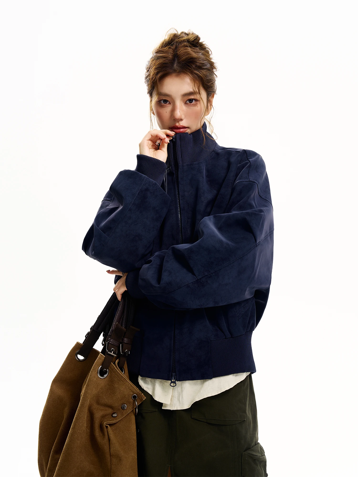 เสื้อโค้ทหนัง PU สีน้ำเงินฟอกทรงหลวม สไตล์ลำลองสำหรับผู้หญิง แบรนด์อเมริกันสุดเทรนดี้ รุ่น Kola พร้อมซิปยาว