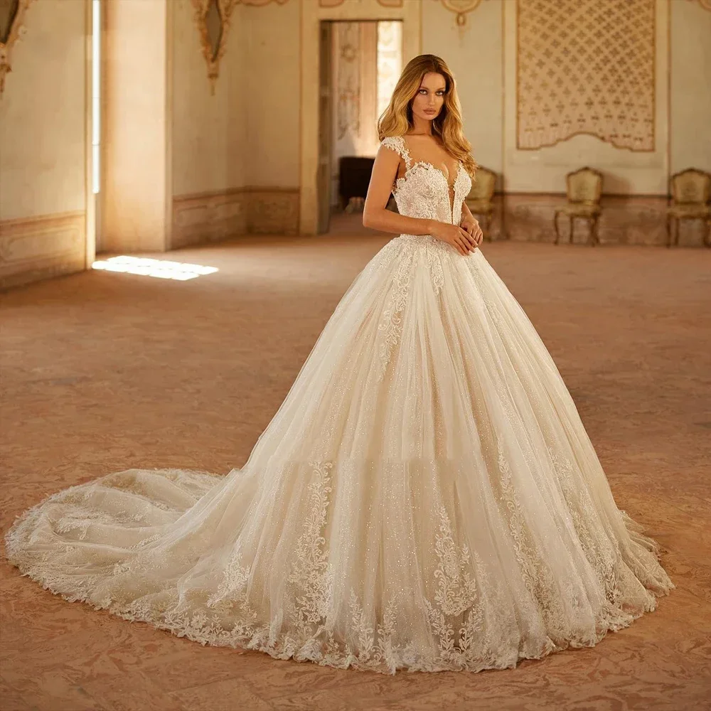 Customized  Shiny Appliques Tulle V-Neck A-Line Wedding Dresses Court Train Sleeveless Beading Crystals robe de maria