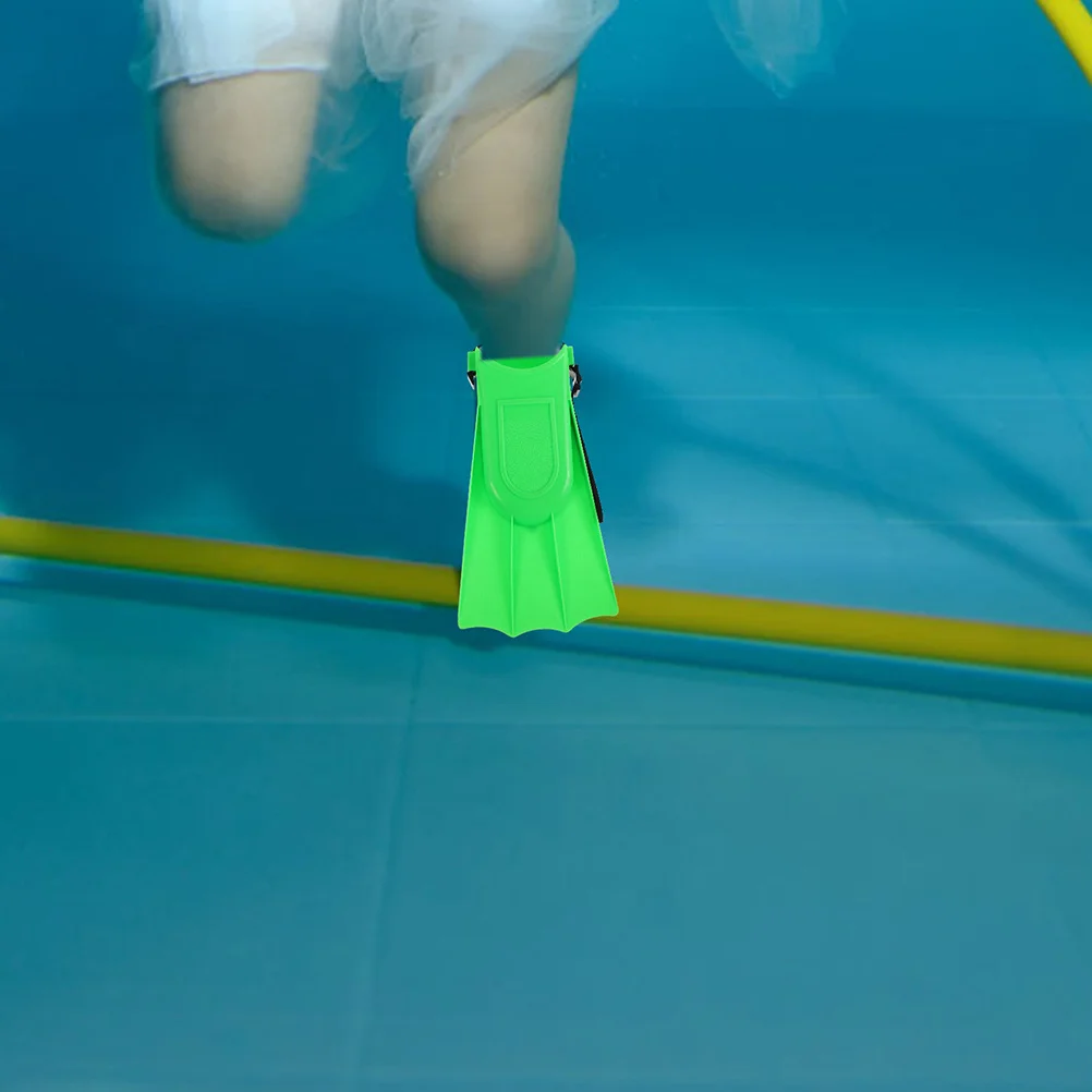 

1Set Snorkel Set Ages 5-10 Anti-Fog Swimming Goggles Snorkel Adjustable Flippers Snorkeling Gear for