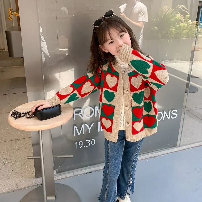 

2025 новый стильный вязаный кардиган в корейском стиле для девочек, осень-зима