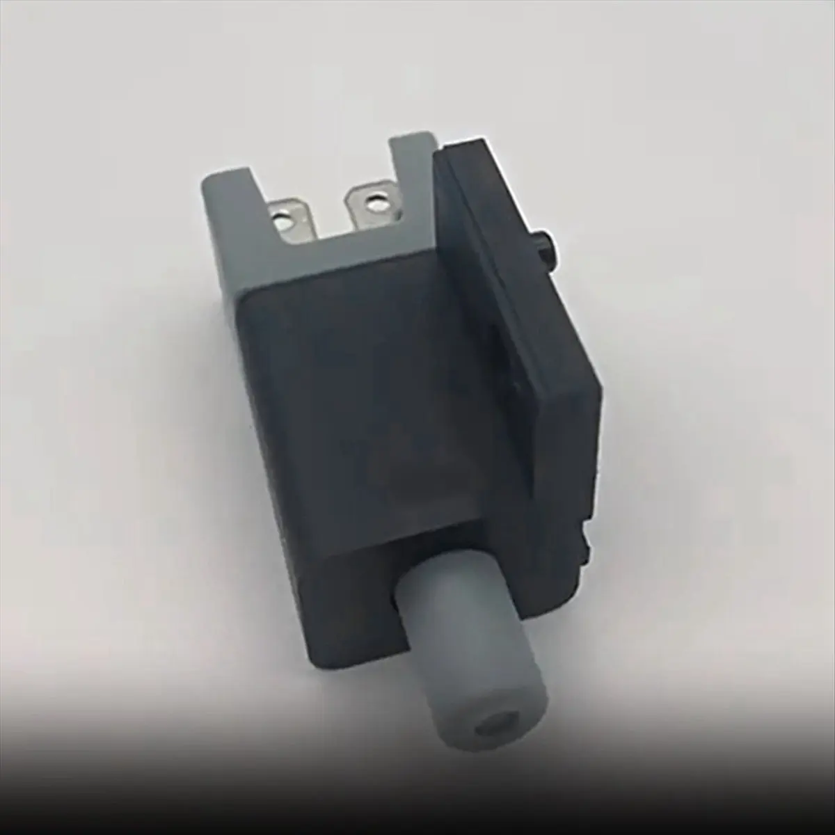 LUCK 430-362 Plunger Safety Interlock Switch for 725-04363 725-04363 AM141767
