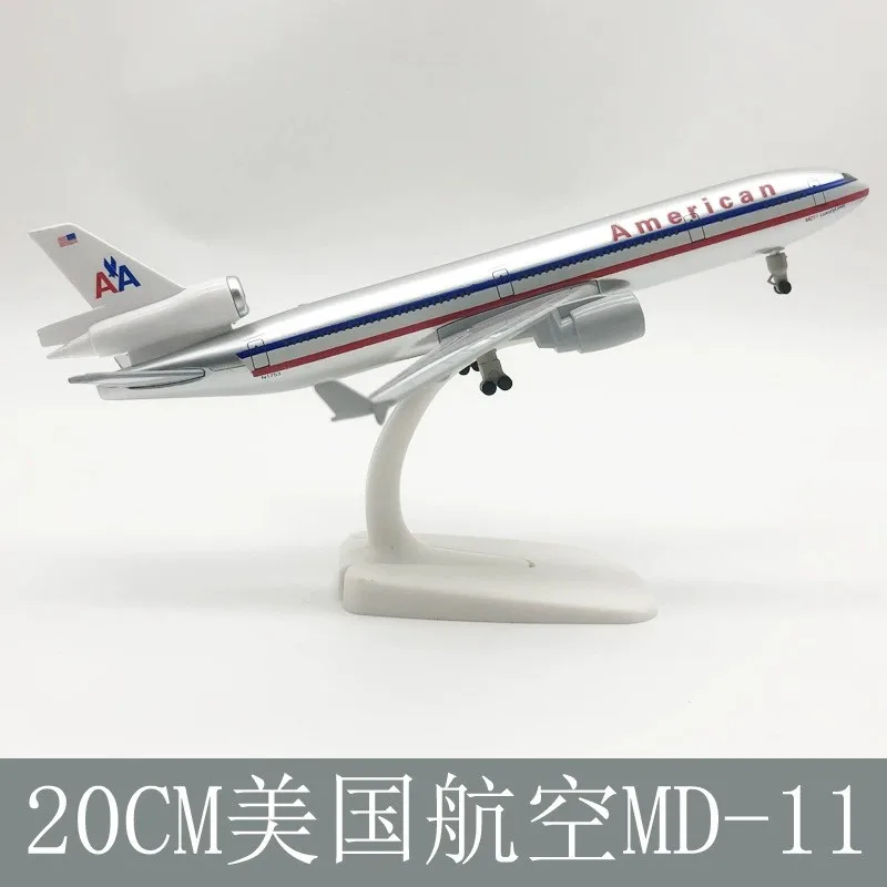 NEW 20cm MD 11 Plane Model MD11 American Airlines Diecast Airplane Alloy Metal Air Aircraft Aeroplane With Wheels Landing Gear