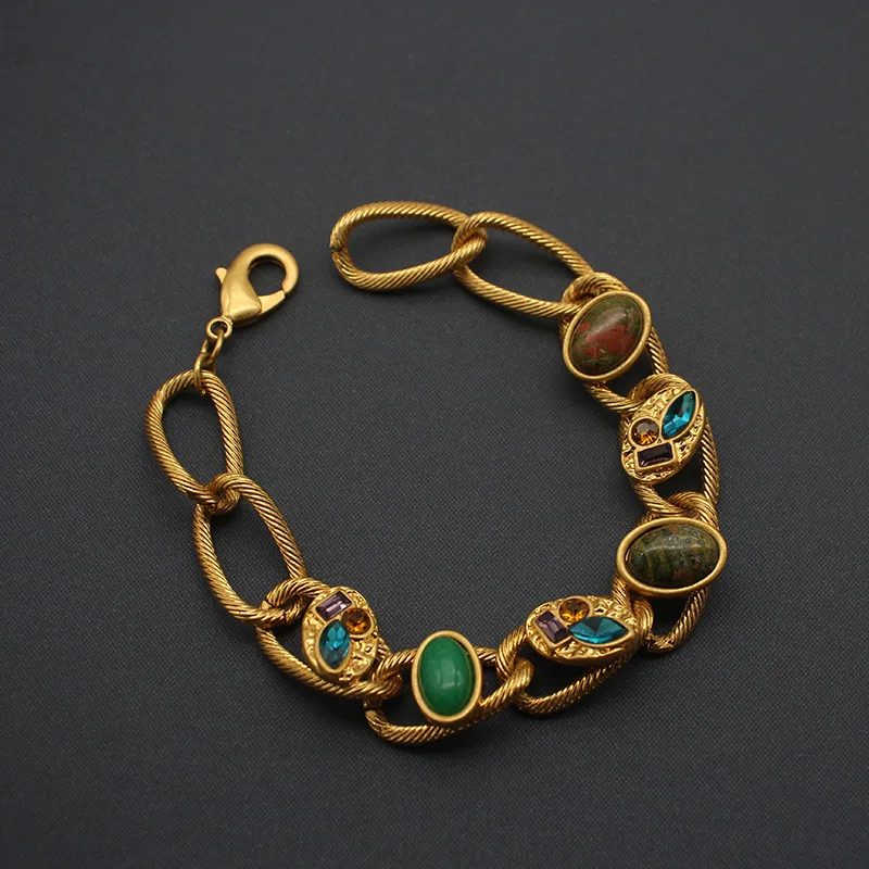 Gioielli medievali placcati in oro, bracciale con pietre preziose colorate, bracciale con gioielli, bracciale in oro da donna in stile medievale, stile esotico