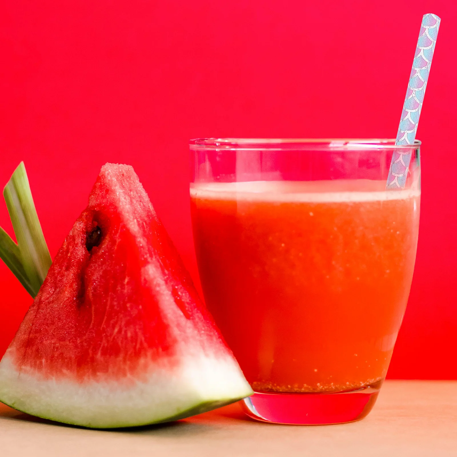 

100Pcs Fashionable Mermaid Tail Paper Straws Eco Friendly Drinking Straws for Summer Party Travel Cocktail and Beverage Use