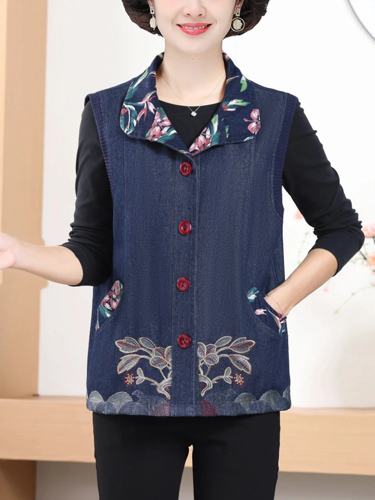 

Embroidery Sleeveless Jacket Women's Spring Autumn Casual Outerwear Denim Vest New Ladies Slim Single-breasted Vests