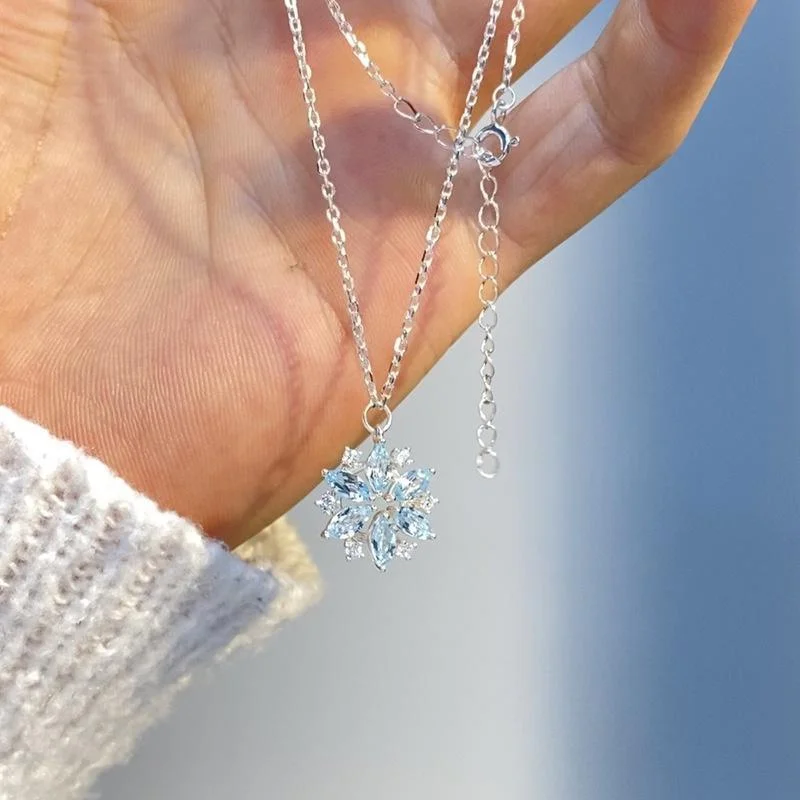 Korean Fashion Necklace for Women Luxury Minority Design Pendant New Trendy Ins Clavicle Chain Valentines Day Gift Party Jewelry