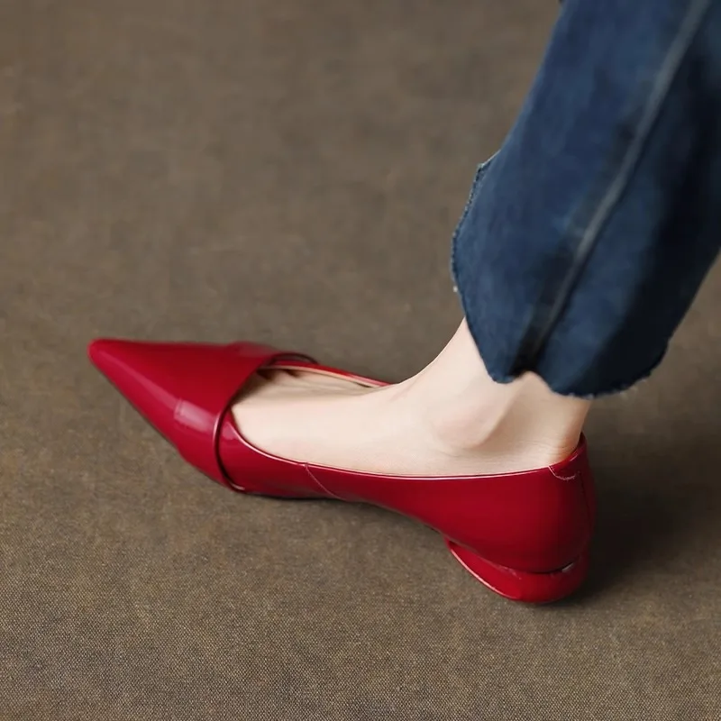 

New British Fashion Shaped Heel Patent Leather Red Shoes Women High Heels Wedding Party Pointed Toe Shallow Mout Leather Shoes