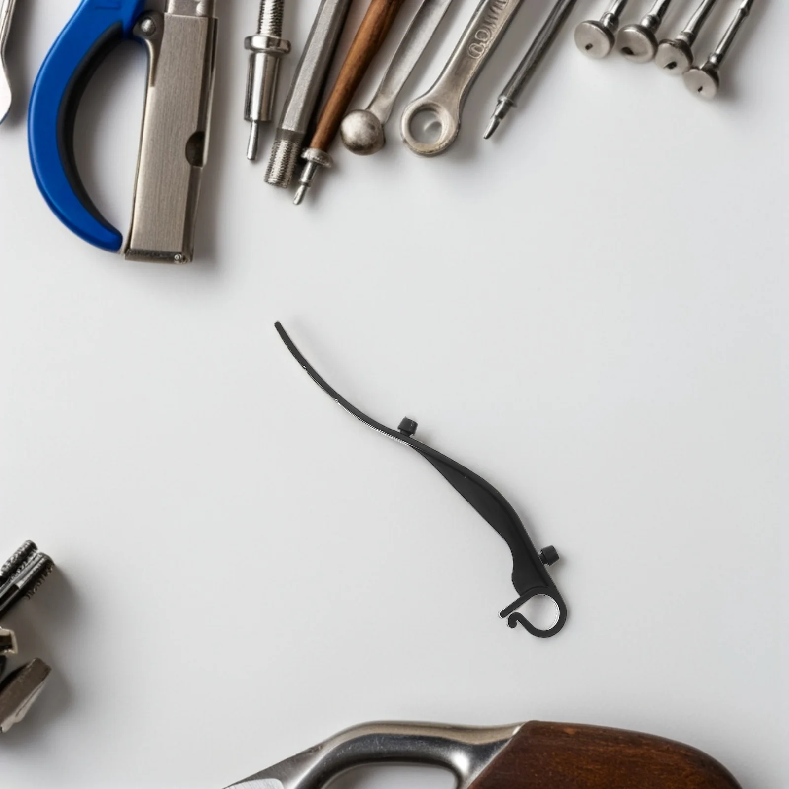 50Pcs Gutter Guard Mesh Clips Plastic Windproof Fixing Hooks Black for Roof Gutter Leaf Guard Installation Clip Fixed Hooks