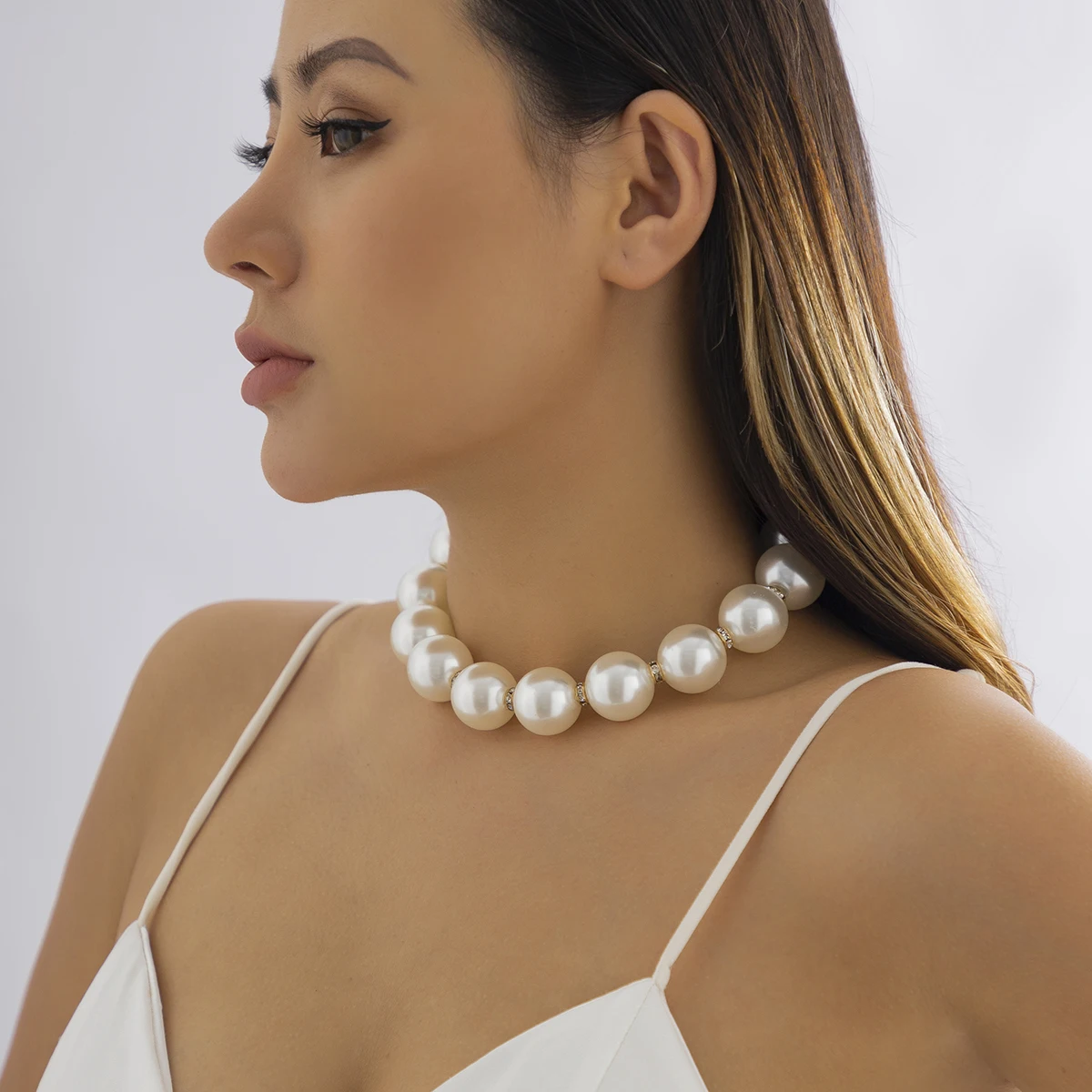 Exaggerated Trendy Big Imitation Pearls Necklace for Women Young Girls Wedding Bride Beads Crystal Chain Aesthetic Jewelry Gifts