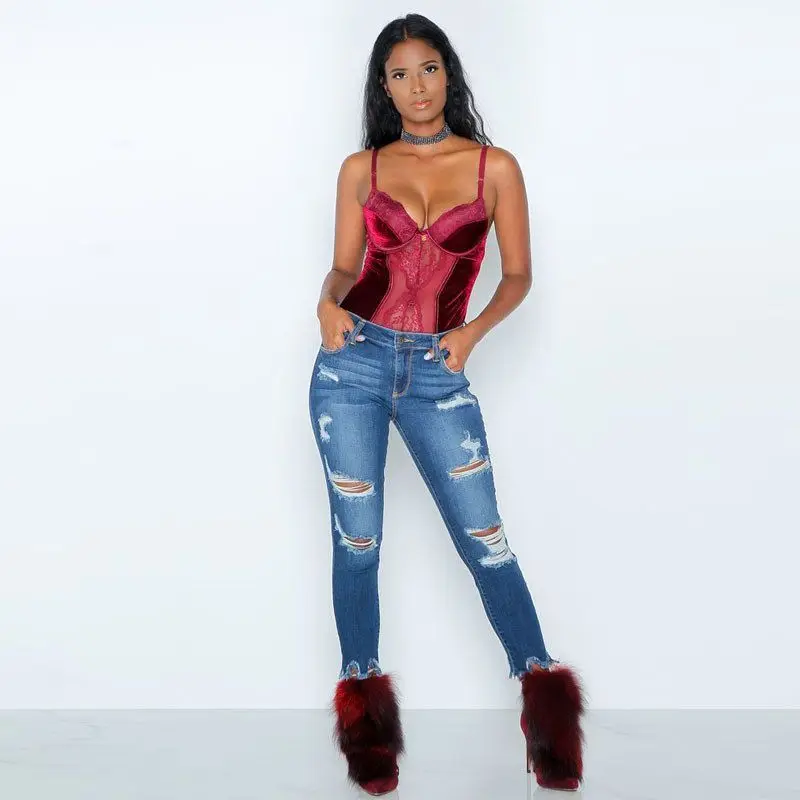 

Low Waist High Elastic Straight Leg Blue Jeans for Women with Fringe Flower Design And Nine Points Hole in Denim