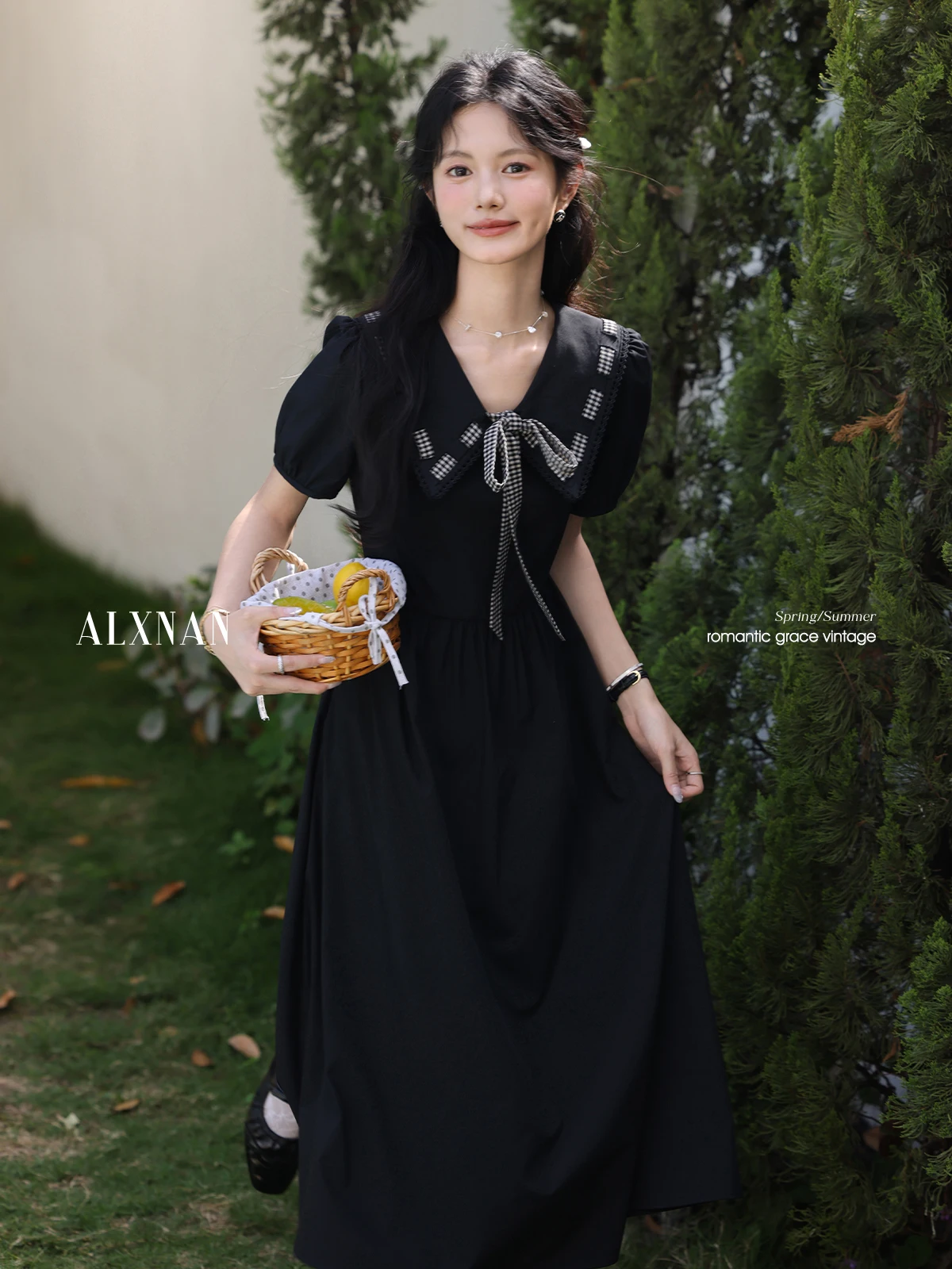 

ALXNAN Women's Black Long Dress Vintage Elegant V-neck Casual Holiday Midi Dress 2025 Summer Short Sleeve Clothing Ladies L55706