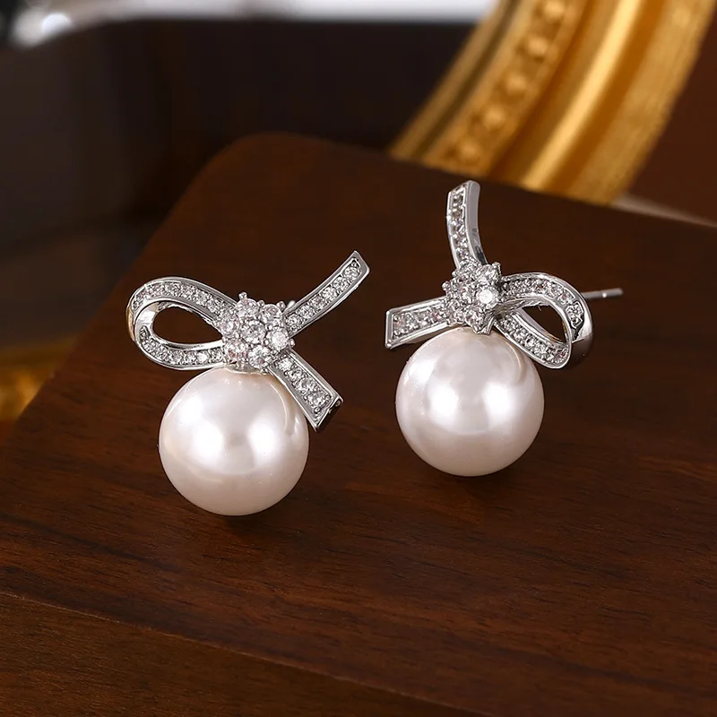 

2025 Pearl & Zircon Earrings Women 925 Silver Studs Dongdaemun Style Elegant Statement Jewelry Minimalist Gift