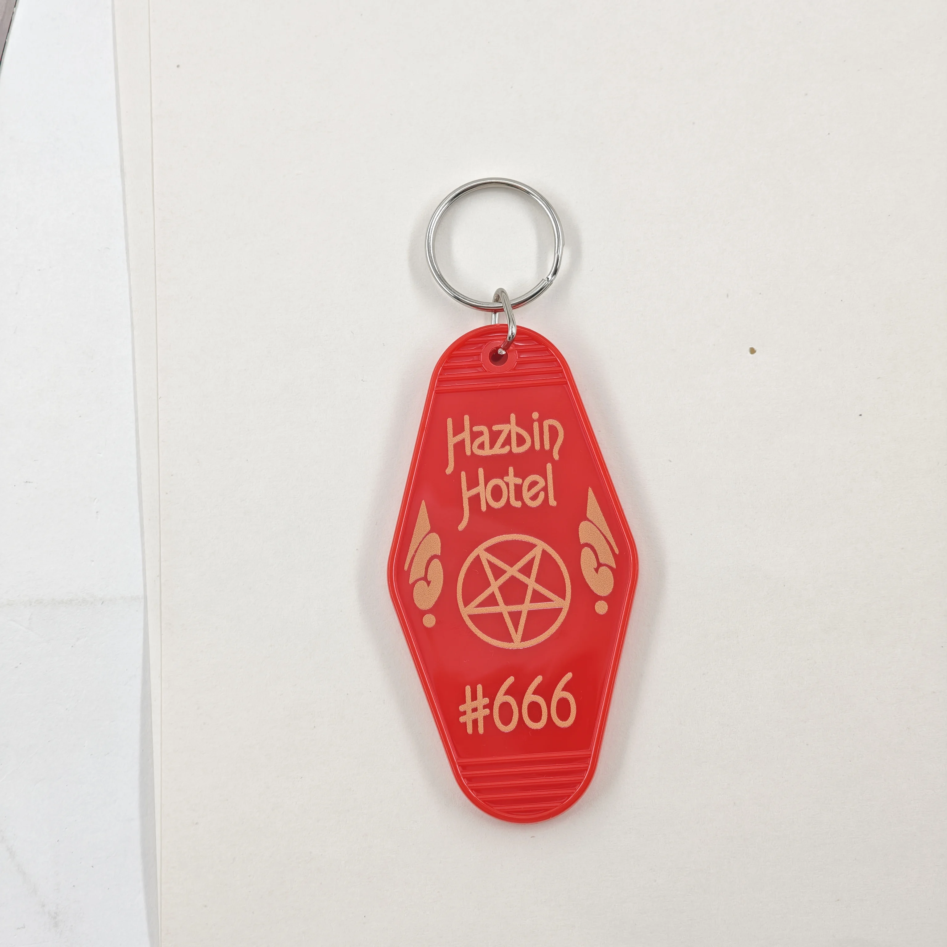 Hhazbin Motel Schlüsselanhänger, Hell Pentagram Motel Schlüsselanhänger 666 Lucifer Acryl Schlüsselring, Fandom Rucksack Auto Anhänger, Geschenk für Fans – Detail 11