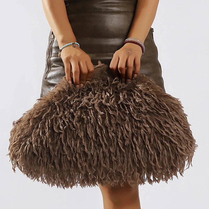Dopamin-Stil Flauschige Quasten-Tasche Y2K Plüsch-Clutch Tasche Bonbonfarbene Neujahrs-Damenhandtasche Festival-Dinner-Kleid-Clutch Handtaschen – Detail 18