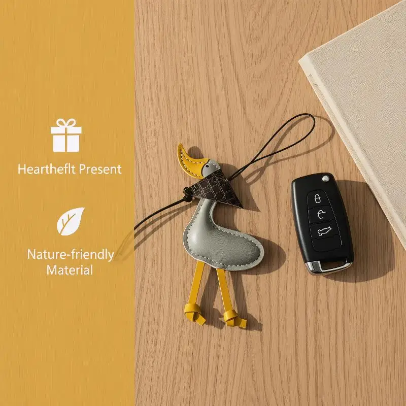New Creative Scarf Duck Duck Duckling Car Keychain PU Leather Bag Pendant Car Keychain Decoration