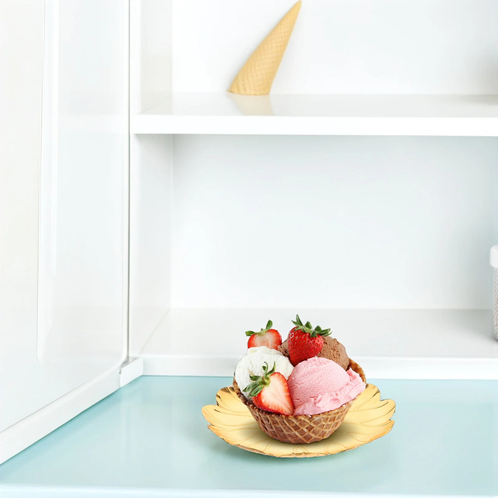 

Gold European Style Fruit Plate Metal Serving Tray Multipurpose Fruit Candy Basket Decorative Storage Tray for Home